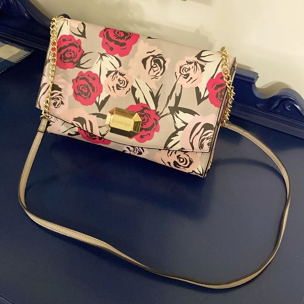 Gianni Bini Pink Floral Crossbody with Gold Chain